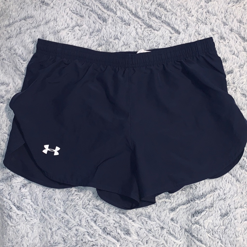 Aerodynamic, navy blue under armor running shorts, size medium unisex